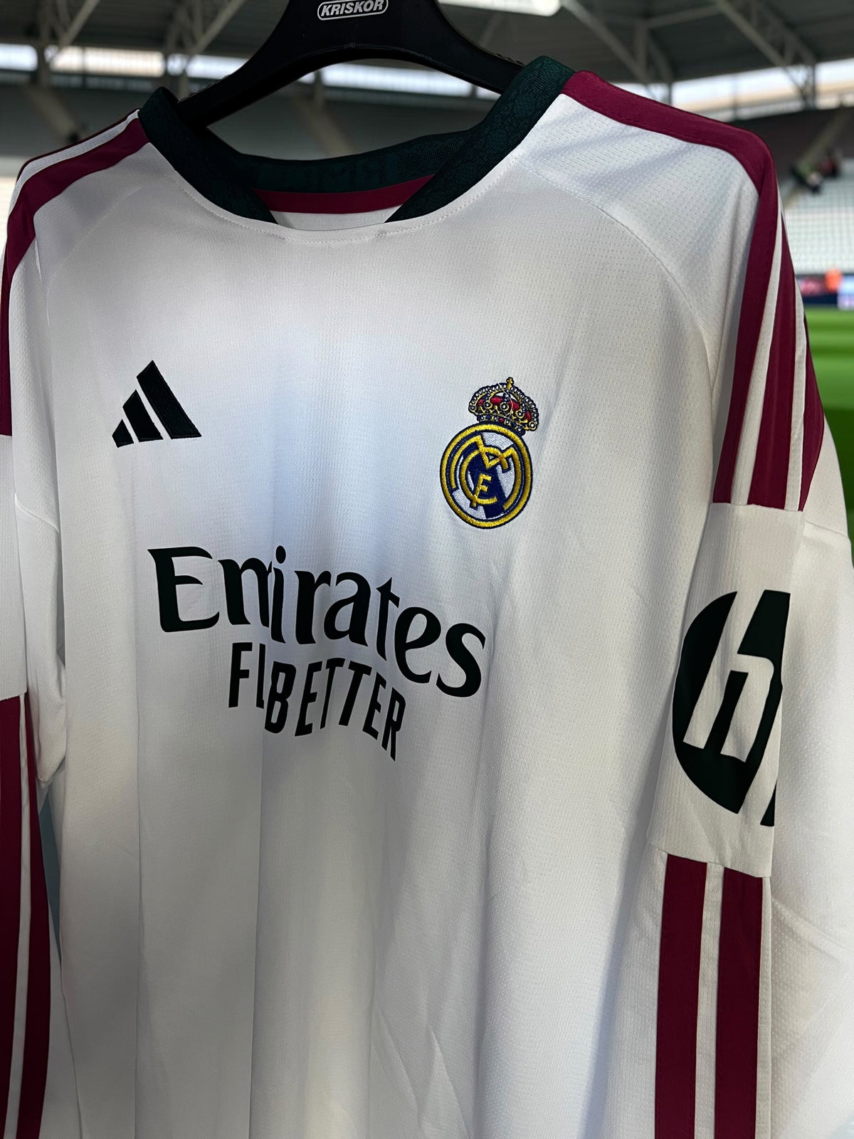 Tricou de fotbal – Ediție de Fan Real Madrid Alb Mânecă Lungă