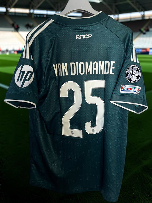 Tricou de fotbal – Ediție de fan Real Madrid Yan Diomande