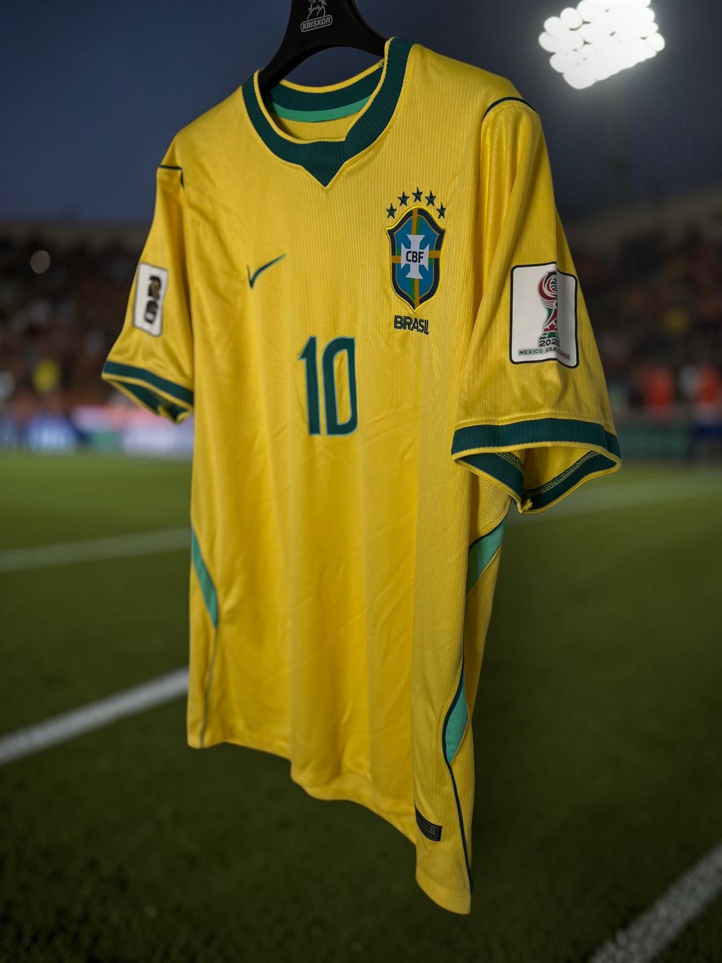 Tricou fotbal – Fan Edition Brazilia- Vini Jr-Galben